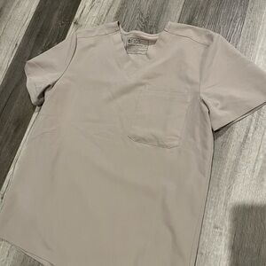 Figs Women's V-Neck Scrub Top